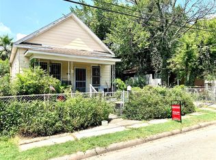 809 Carl St, Houston, TX 77009