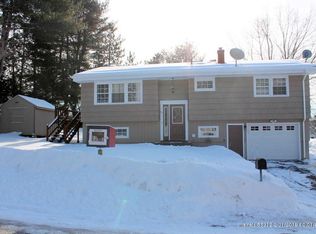 51 Ashmount St, Lewiston, ME 04240