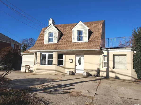 815 Front Street, Hempstead, NY 11550