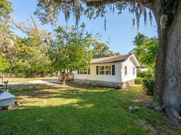 115 SE 50th St, Gainesville, FL 32641