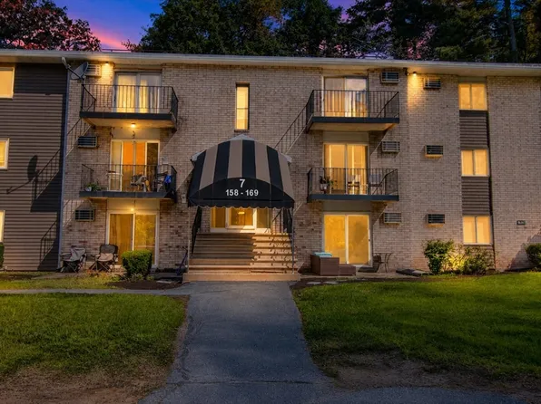 440 North Ave APT 164, Haverhill, MA 01830