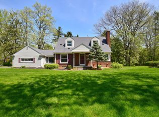 2123 Somerset Rd, Bloomfield Hills, MI 48302