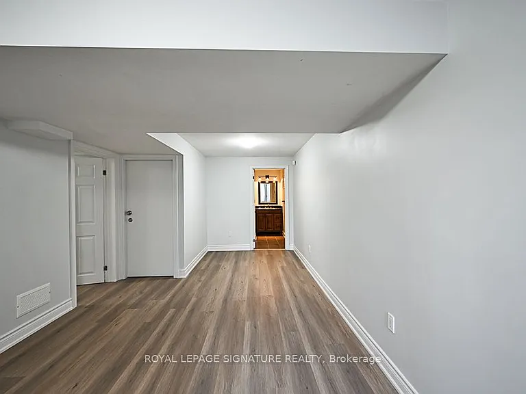 3 Searell Ave #BASEMENT — Photo 16
