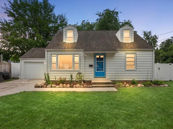 1728 Park Ave, Kalamazoo, MI 49004