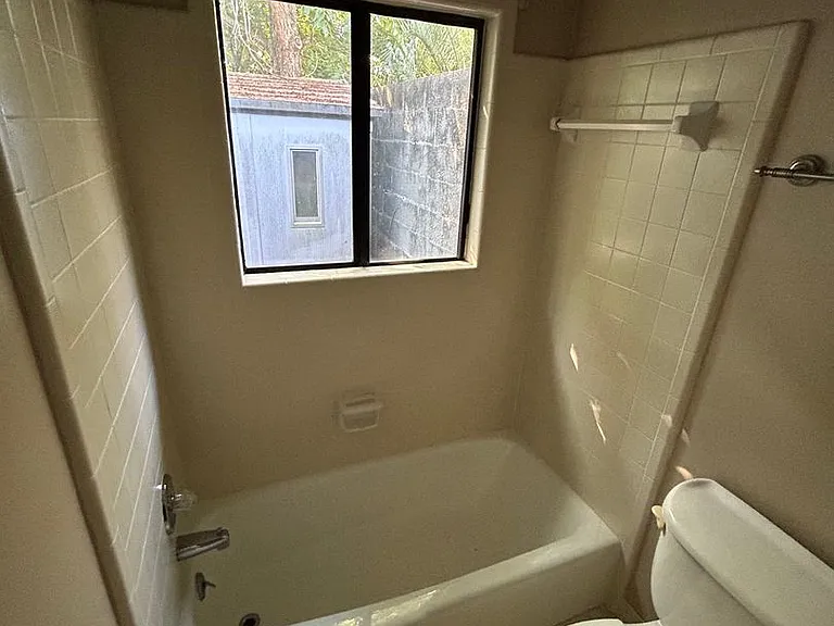 2158 Graystone Dr — Photo 9
