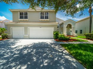 6299 Shadow Tree Ln, Lake Worth, FL 33463