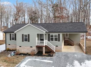 5042 Jordan Valley Rd, Trinity, NC 27370