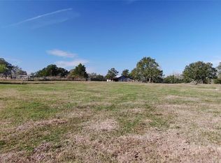 1218 Lange Rd, Waldeck, TX 78946