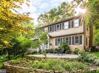 54 N Waterloo Rd, Devon, PA 19333