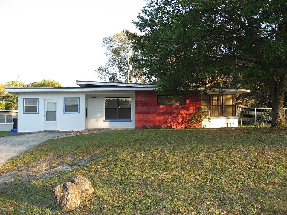 1st image of 1960 S Smith Dr
