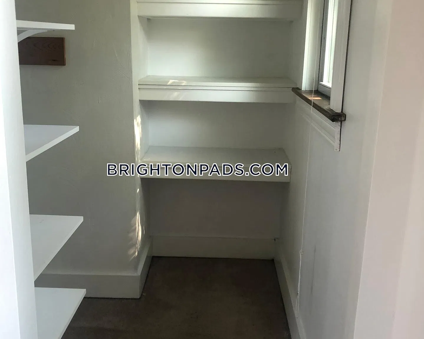 32 Etna St — Photo 2