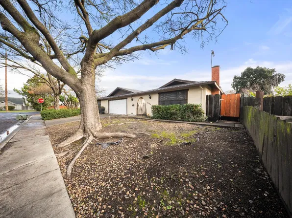 1500 Floyd Ave, Modesto, CA 95355