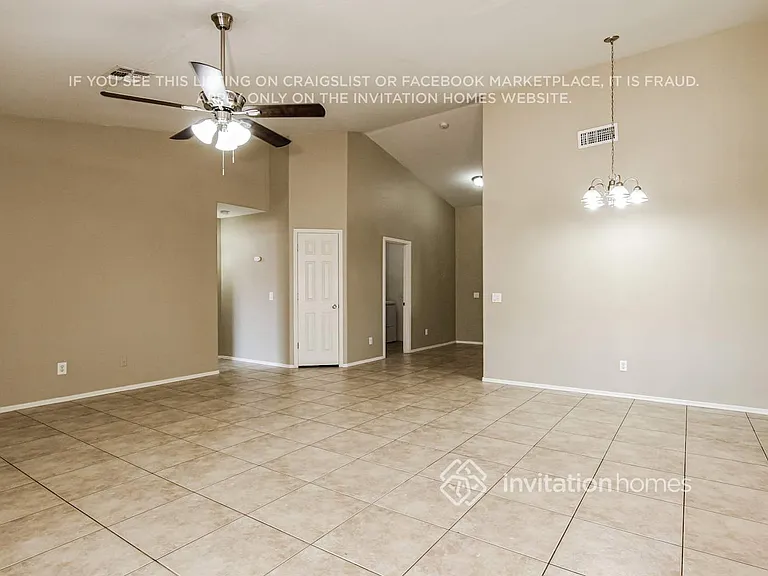 9243 W Mountain View Rd — Photo 3