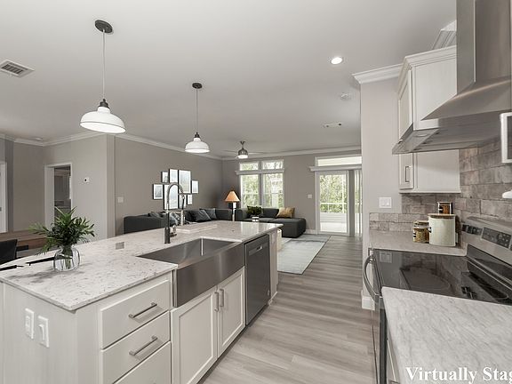 4th image of 216 Magnolia Dr #I65dp