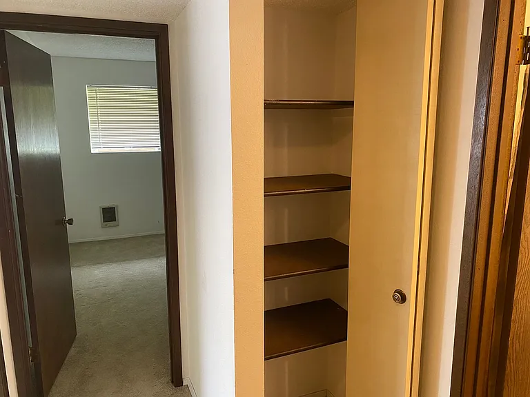 237 S Woodhill Ave — Photo 11