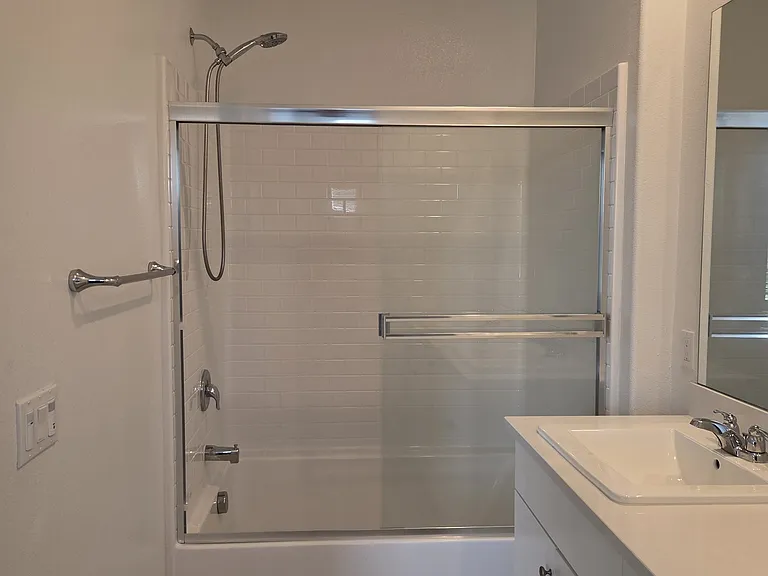 15946 Lasselle St #1 — Photo 27