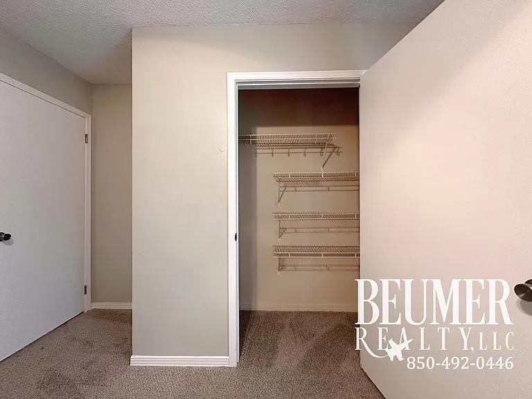 2292 Sparrow Ln — Photo 12