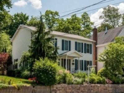 56 Dosoris Ln, Glen Cove, NY 11542 | Zillow