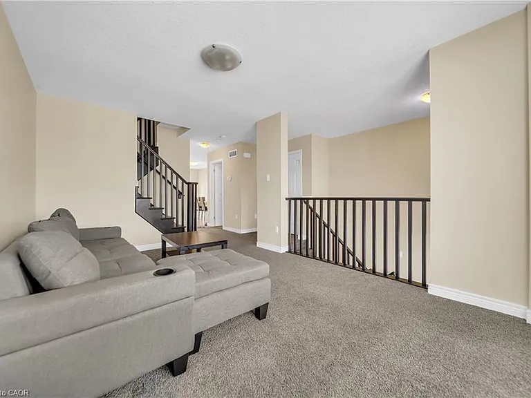70 Willowrun Dr #G2 — Photo 6