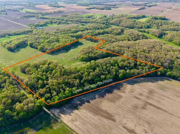 3175 East Rd, Cowden, IL 62422