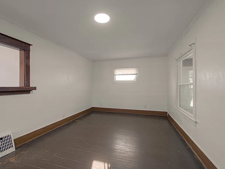 3626 Bellefontaine Ave — Photo 9