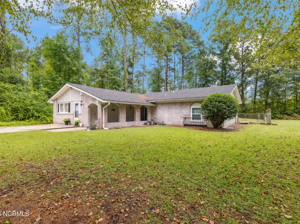 224 Bluebird Lane, Hallsboro, NC 28442