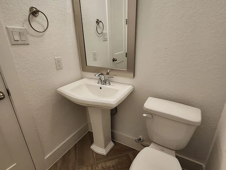 1047 Lime Gruene — Photo 21