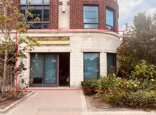 722 Sheppard Ave W #4, Toronto, ON M3H 2S8