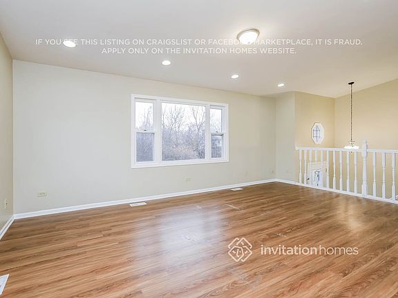 3rd image of 1431 Beverly Dr
