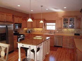 4th image of 2591 Knollwood Ct N