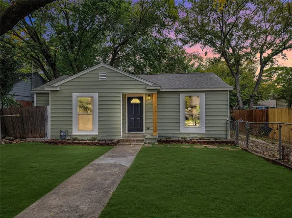 317 N Retta St, Fort Worth, TX 76111