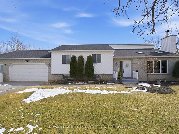 2nd image of 128 River Rd