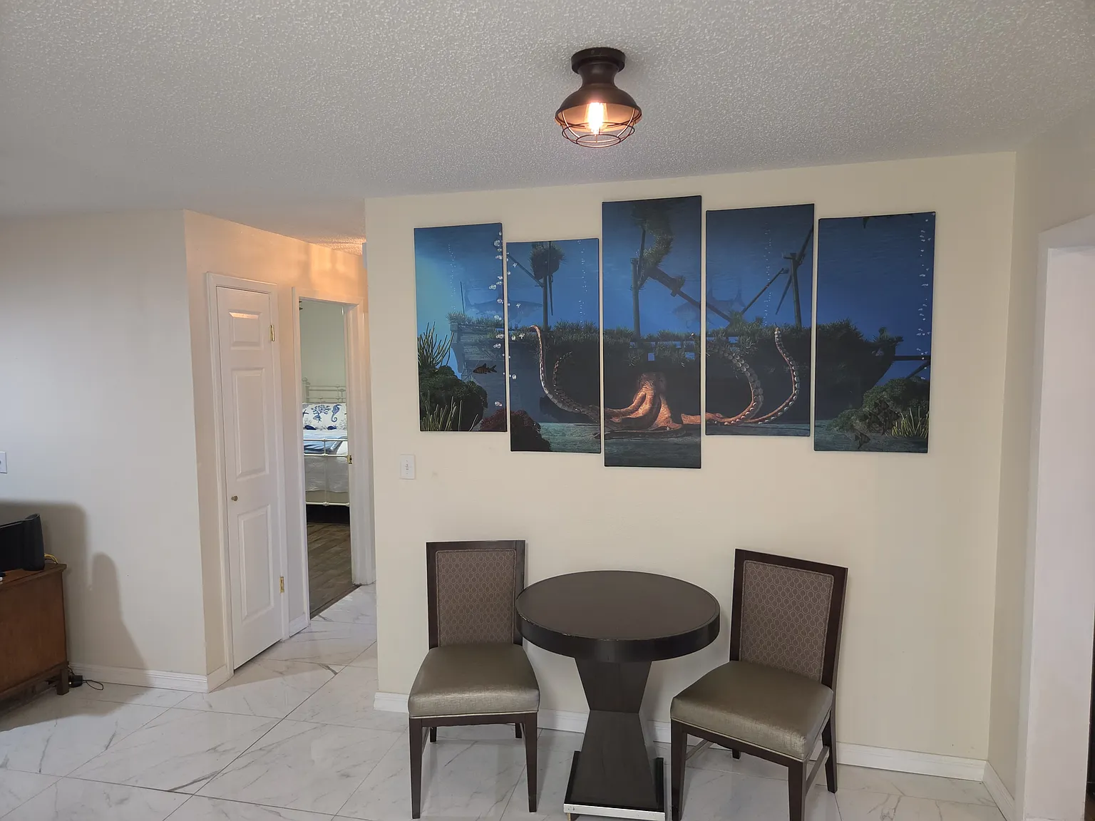2 bed, 1350 sqft, $2,100 — Photo 4