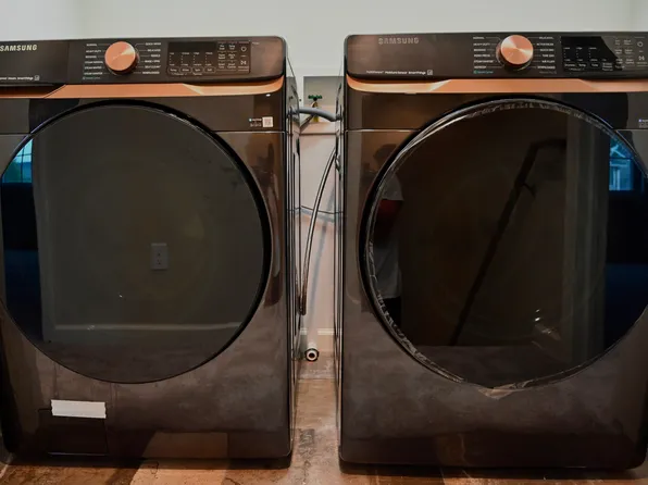 1506 Flossmoor Ave, Washington, IL 61571