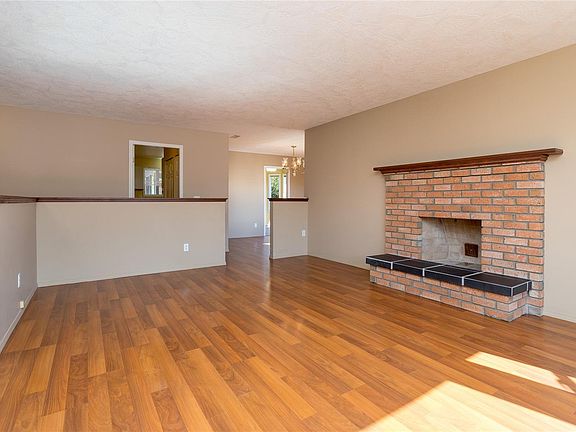 5th image of 2128 Colinwood Rd