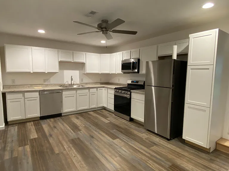 511 Joy Dr — Photo 10