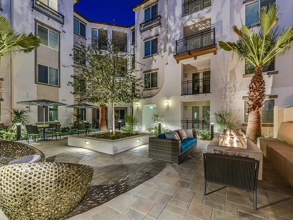 Outdoor Lounge
