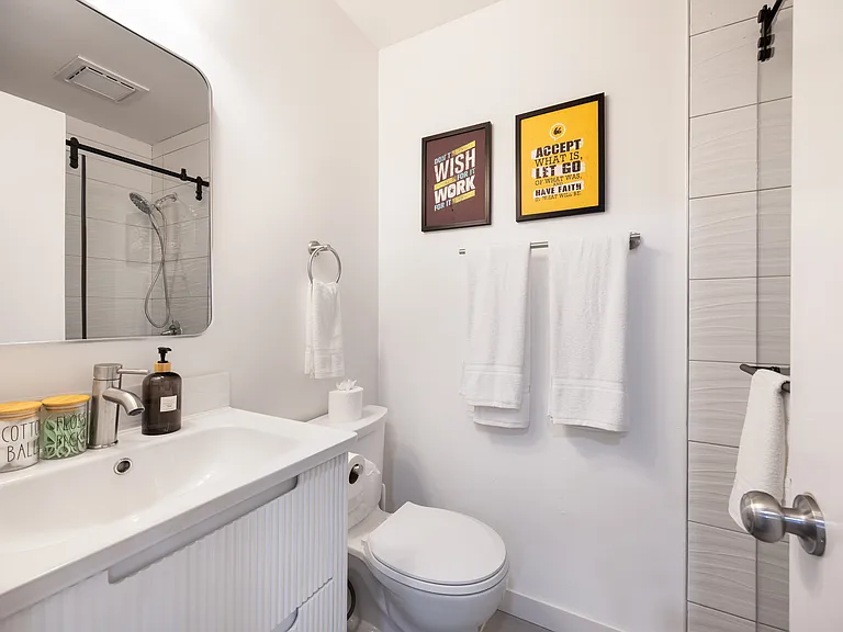 15 Dravus St #3 — Photo 28