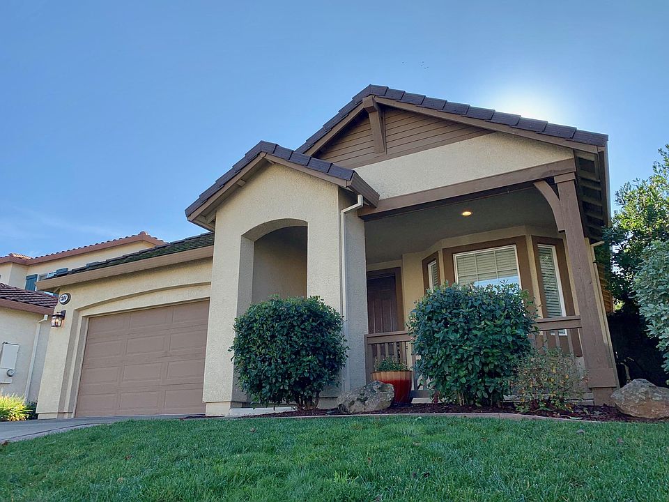 1st image of 1344 Laysan Teal Dr