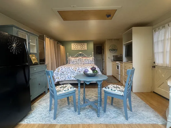 (undisclosed Address), Pacific Grove, CA 93950