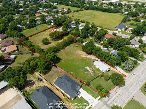 8815 Silver Creek Rd, White Settlement, TX 76108