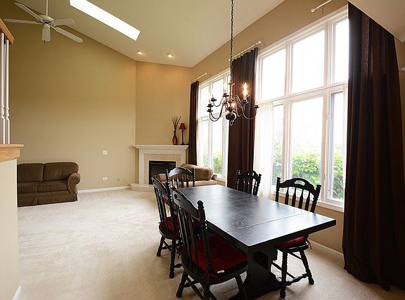 4th image of 9512 Stonebrooke Ct #9512
