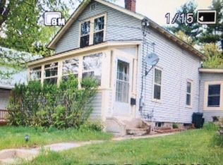 71 Washington St, Greenfield, MA 01301