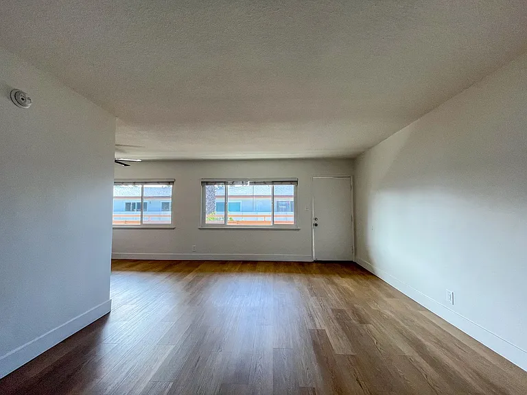 3910 Coco Ave — Photo 7