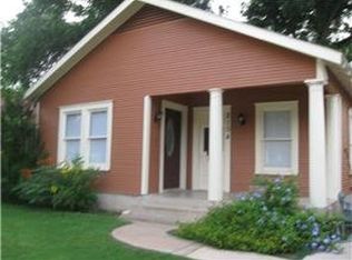 2104 E Cesar Chavez St, Austin, TX 78702