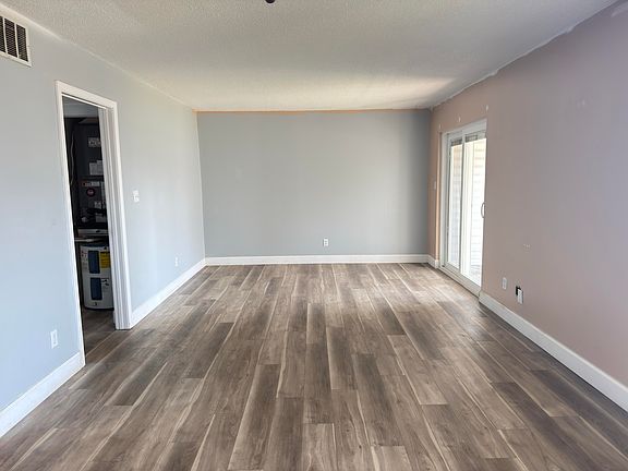 2nd image of 101 Old Ferry Rd Unit 12C