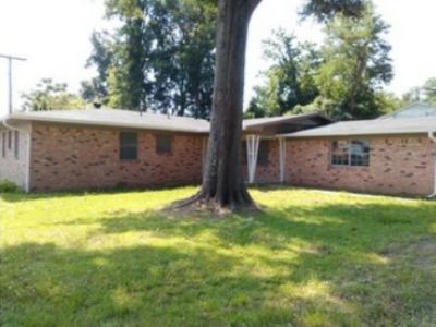 103 Omega St, El Dorado, AR, 71730