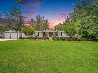 2725 Quakenbush Rd, Snow Camp, NC 27349