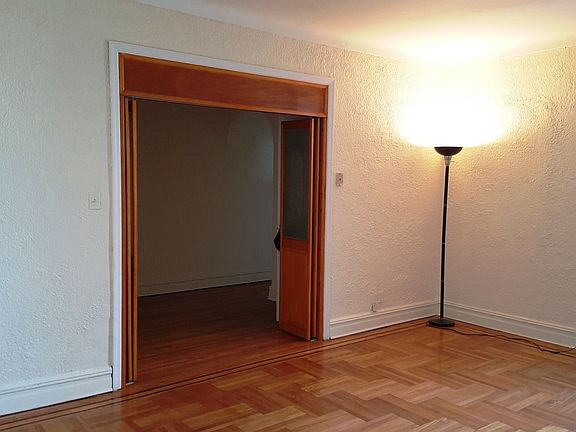 3rd image of 7901 Bay Pkwy APT 6D