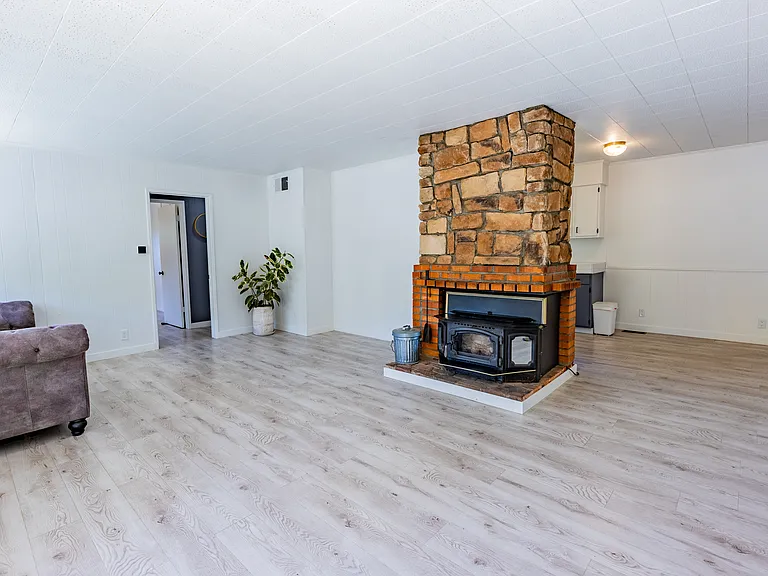 3227 Salton Vista Dr — Photo 9